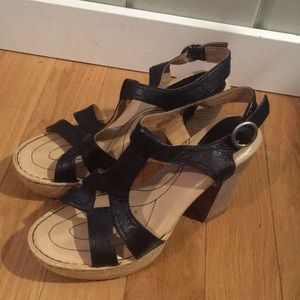 Born leather platform heel sandal